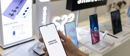 Samsung-Galaxy-S22-Plus-Panzerglas Test & Vergleich » Top 12 im Februar 2024