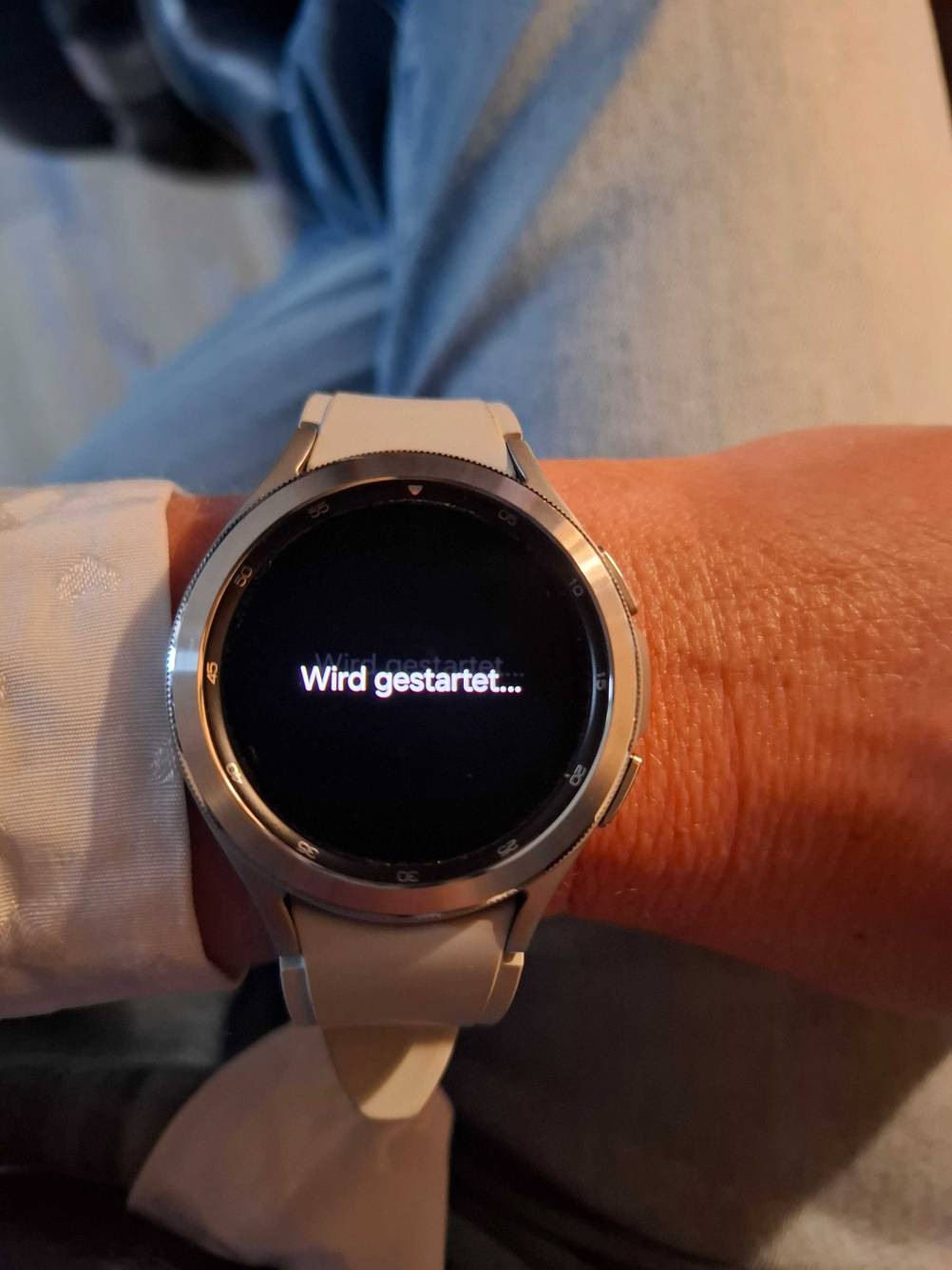 Im Test: eine Smartwatch bis 200 Euro wird gerade gestartet.
