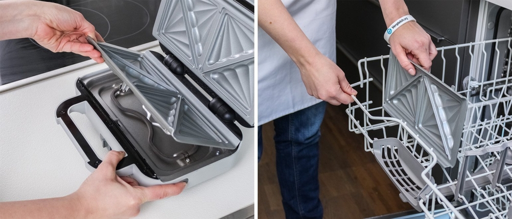 Eine Person entnimmt eine herausnehmbare Platte aus einem getesteten Sandwichmaker und stellt diese in die Spülmaschine.