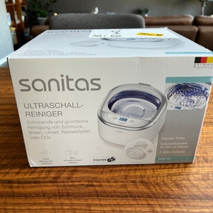 Sanitas-SUR-42 im geschlossenen Karton