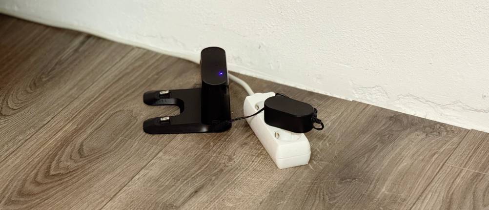 Die Ladestation des Saug-Wisch-Roboters.