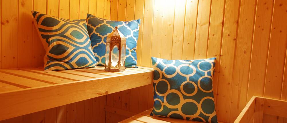 sauna mit kissen 