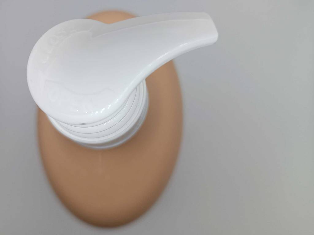 Pumpspender von einem getesteten Schauma-Shampoo.