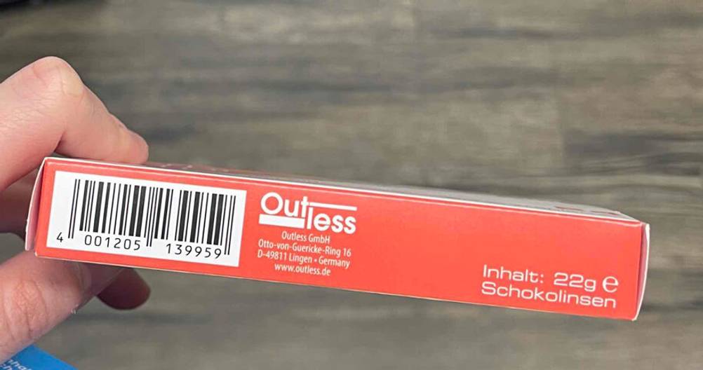 Seitenansicht der Verpackung der Scherztabletten im Test.