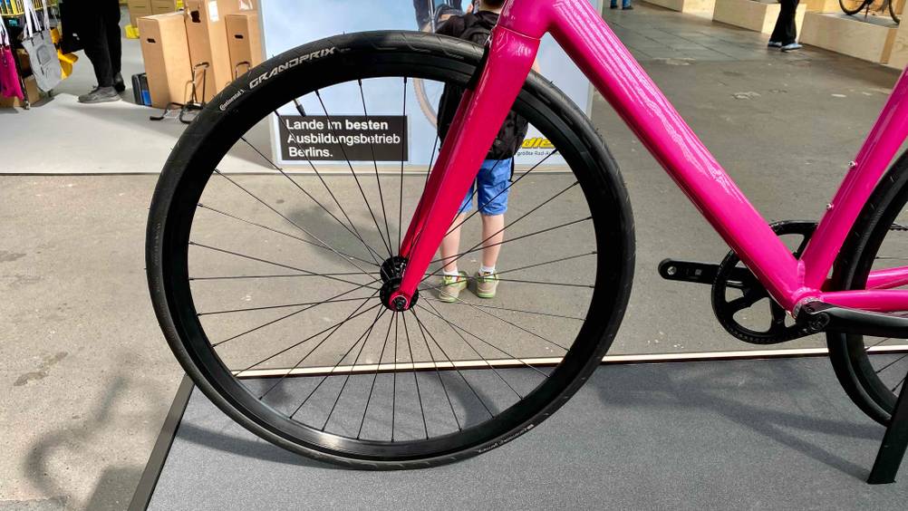 Singlespeed Bike-Test: Nahaufnahme des Vorderrades.