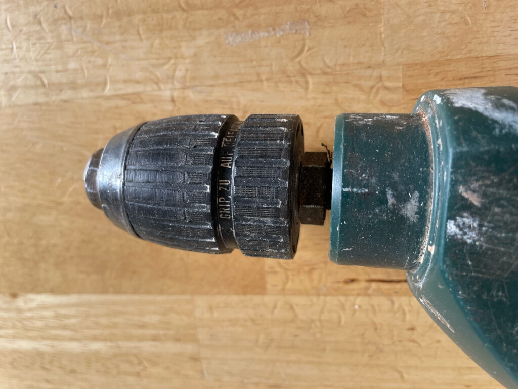 Schlagbohrmaschine getestet: Nahaufnahme des Bohrkopfes.