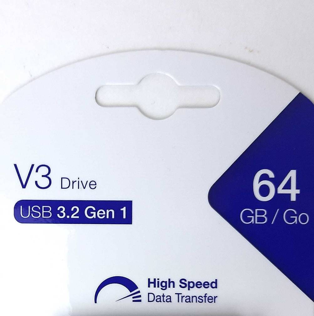 Schneller USB-Stick-Test: Nahaufnahme der Verpackung mit Informationen.