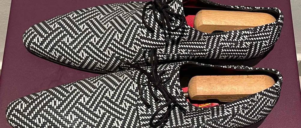 Die getesteten Schuhspanner befinden sich in Schuhen.
