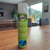 Scotchgard-Imprägnierspray auf dem Tisch stehend