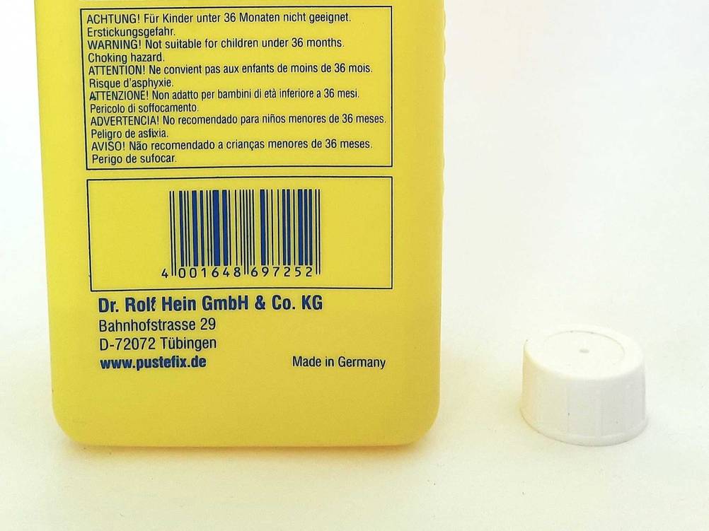 Seifenblasenflüssigkeit getestet: Nahaufnahme der Rückseite mit Strichcode und Warnungen.