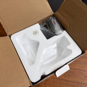 Der geöffnete Karton vom Severin HV 7146 von oben