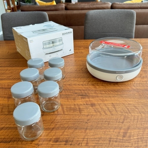 Der Lieferumfang des Severin JG 3518