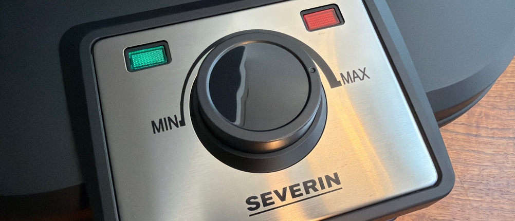 Ein Drehregler als Bedienelement am Severin WA 2106
