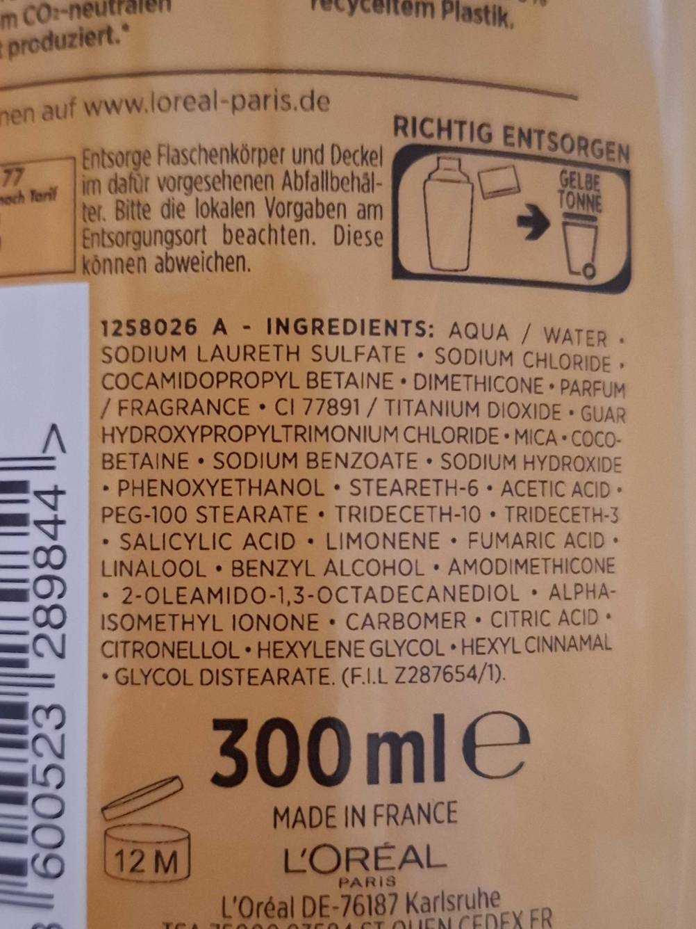 Shampoo gegen Haarbruch im Test: Nahaufnahme der Rückseite mit Inhaltsstoffen.