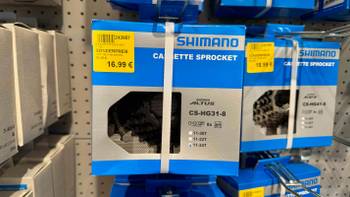SHIMANO CS-HG31 Cassette 8 Vitesses 11-30 Dents - Composant Vélo Haute Qualité