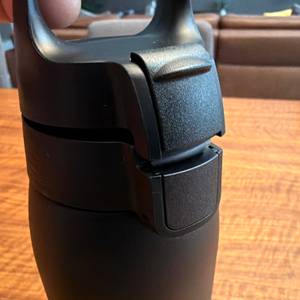Der Sigg Shield ONE ist nicht komplett verschlossen
