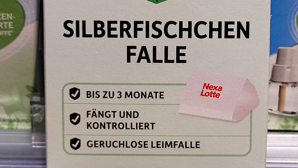 Silberfischfalle im Test: Nahaufnahme der Vorderseite der Verpackung mit Informationen.