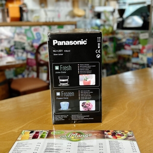 Die Seite der Verpackung des Panasonic MJ-L501KXE zeigt Informationen zur Saftpress-Technologie und zur Nutzung für gefrorene Früchte.