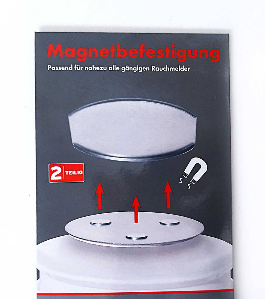 Frontansicht des Originalkartons eines getesteten Rauchmelder-Magnethalters.