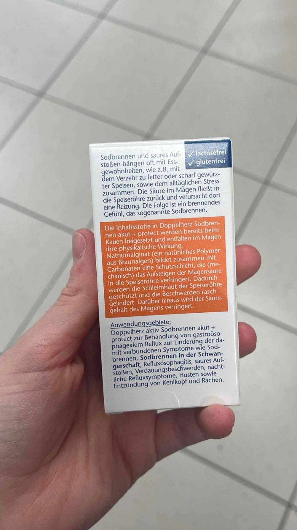 Informationen auf der Verpackung der getesteten Sodbrennen-Tabletten.