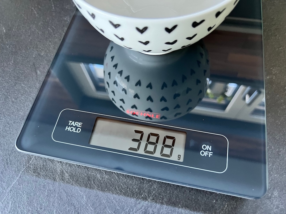 388 Gramm auf der Anzeige der Küchenwaage Soehnle Page Profi. 