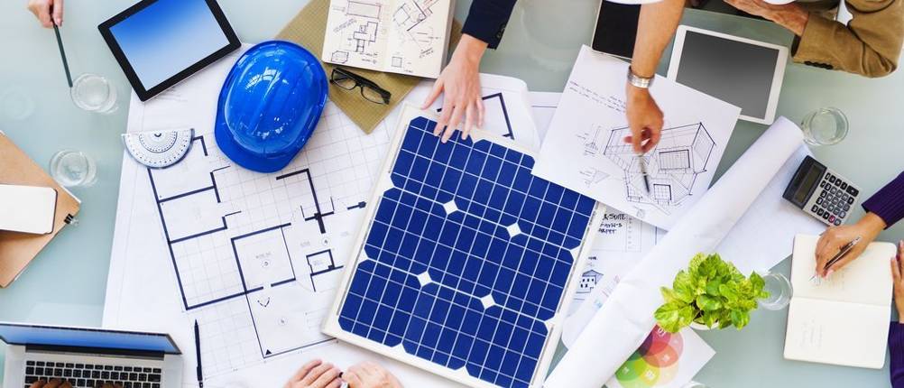 Solarakku und Solarpanel vorausplanen