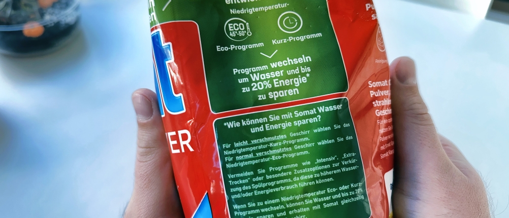 Hinweise zur Ökoverträglichkeit werden auf der Packung des Somat-Spülmaschinenpulvers aufgedruckt.