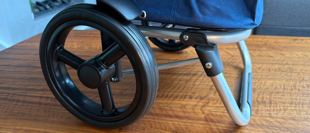 Das Gestell des Songmics KST02GY.