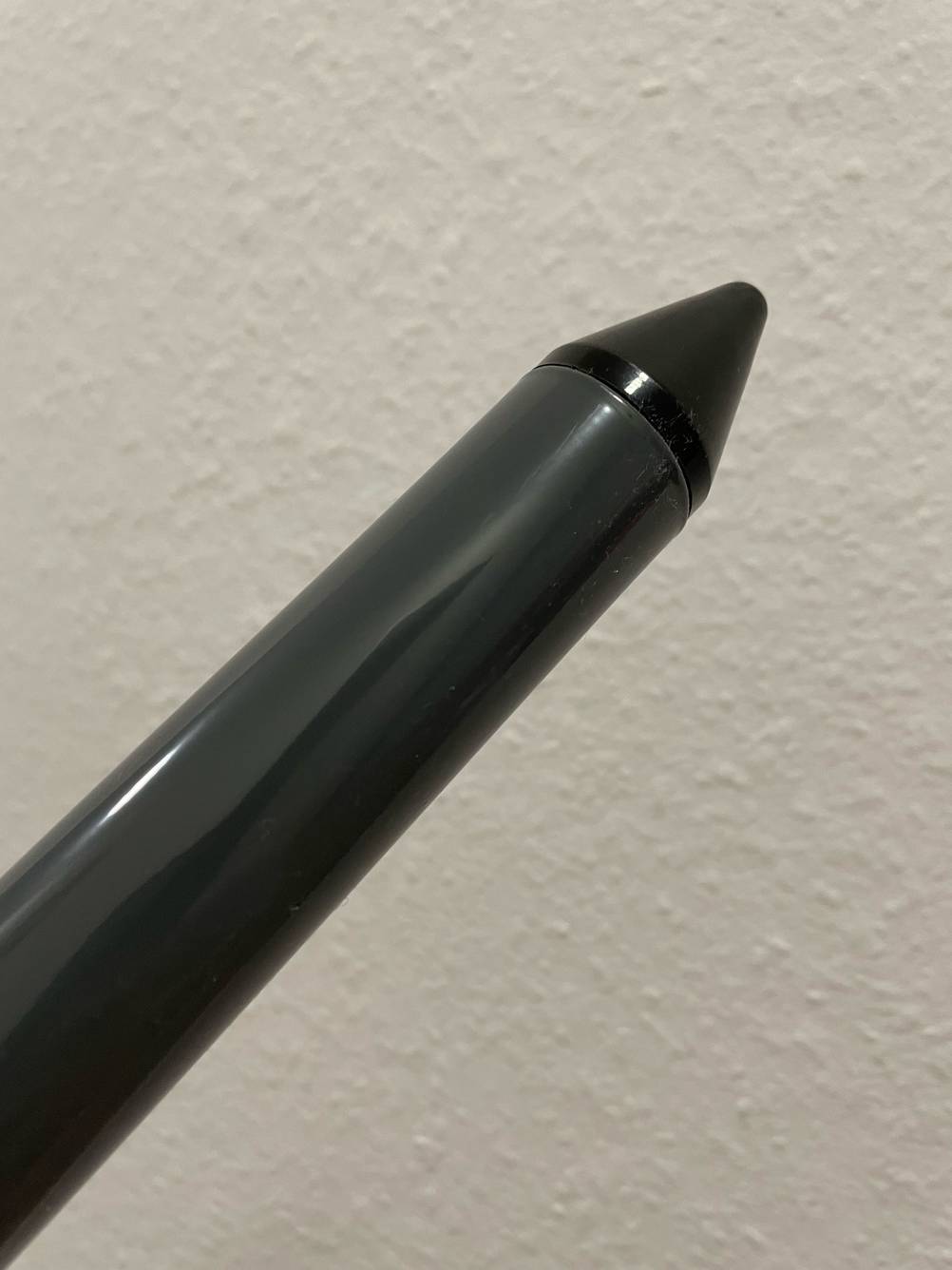 Sonnenschirm knickbar-Test: Detailansicht der unteren Spitze.