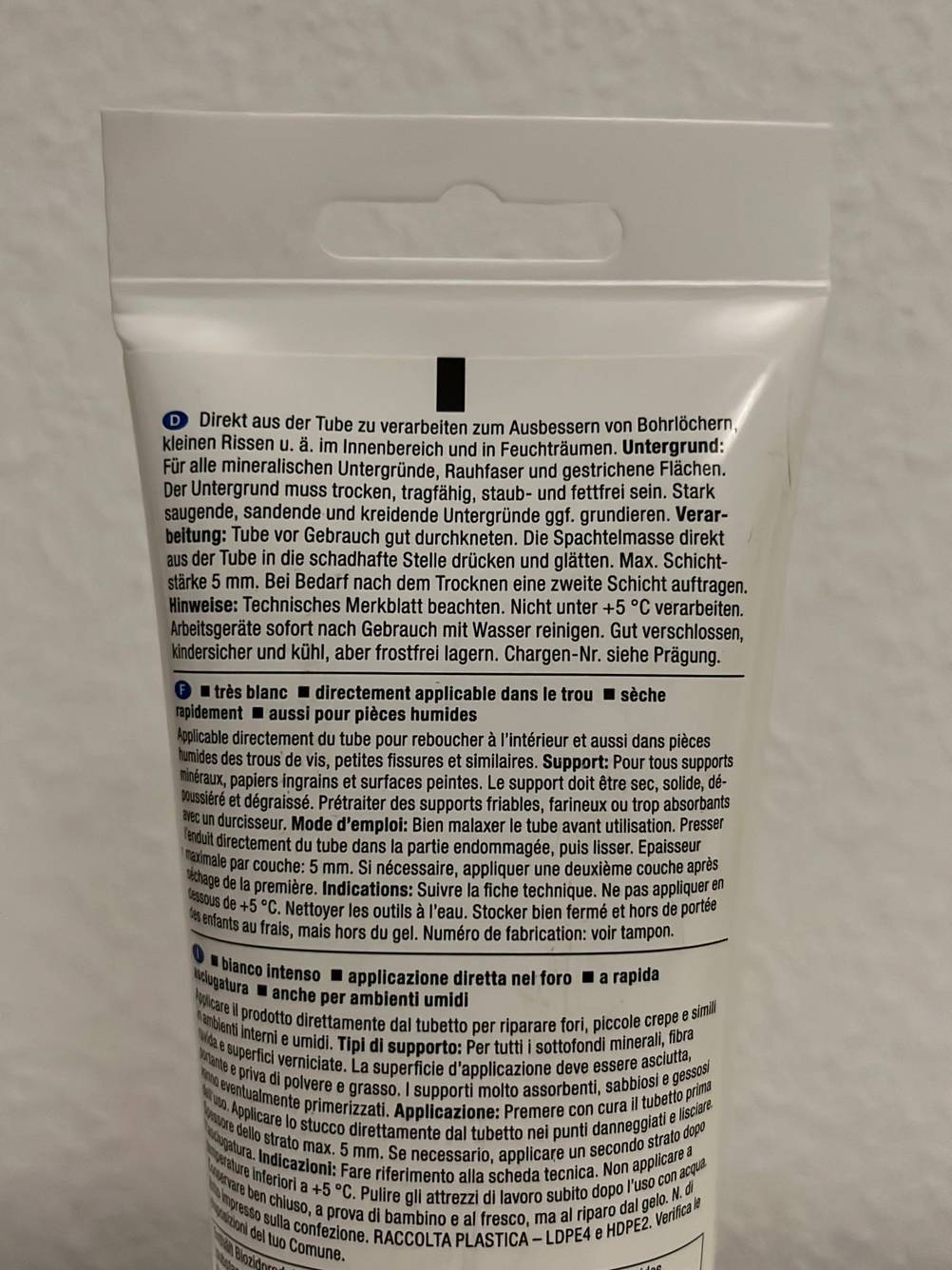 Spachtelmasse von Baufan im Test: Auf der Verpackung stehen einige Informationen.