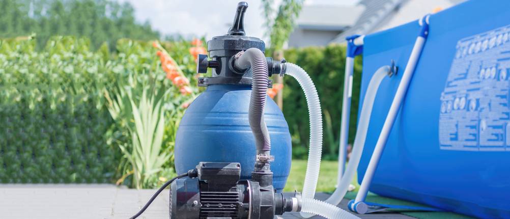 Sandfilteranlage und Poolpumpe für Stahlwandpool