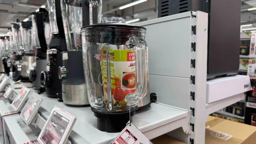 Standmixer 1.000 Watt im Test: Nahaufnahme des Glasbehälters.