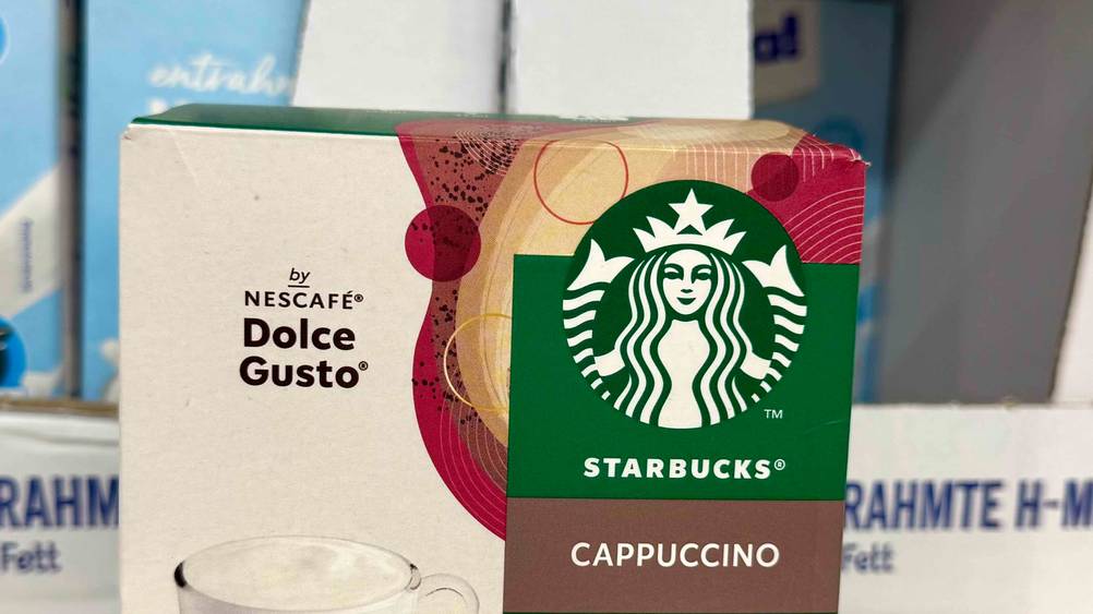 Starbucks-Kapseln im Test: Nahaufnahme der Vorderseite der Verpackung mit Logo.