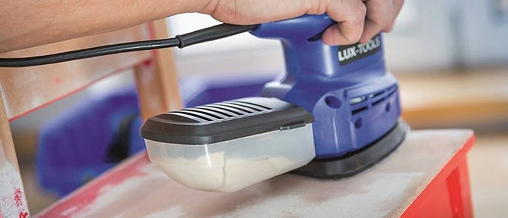 Staubfangbox an einem Multischleifer von LUX-Tools.