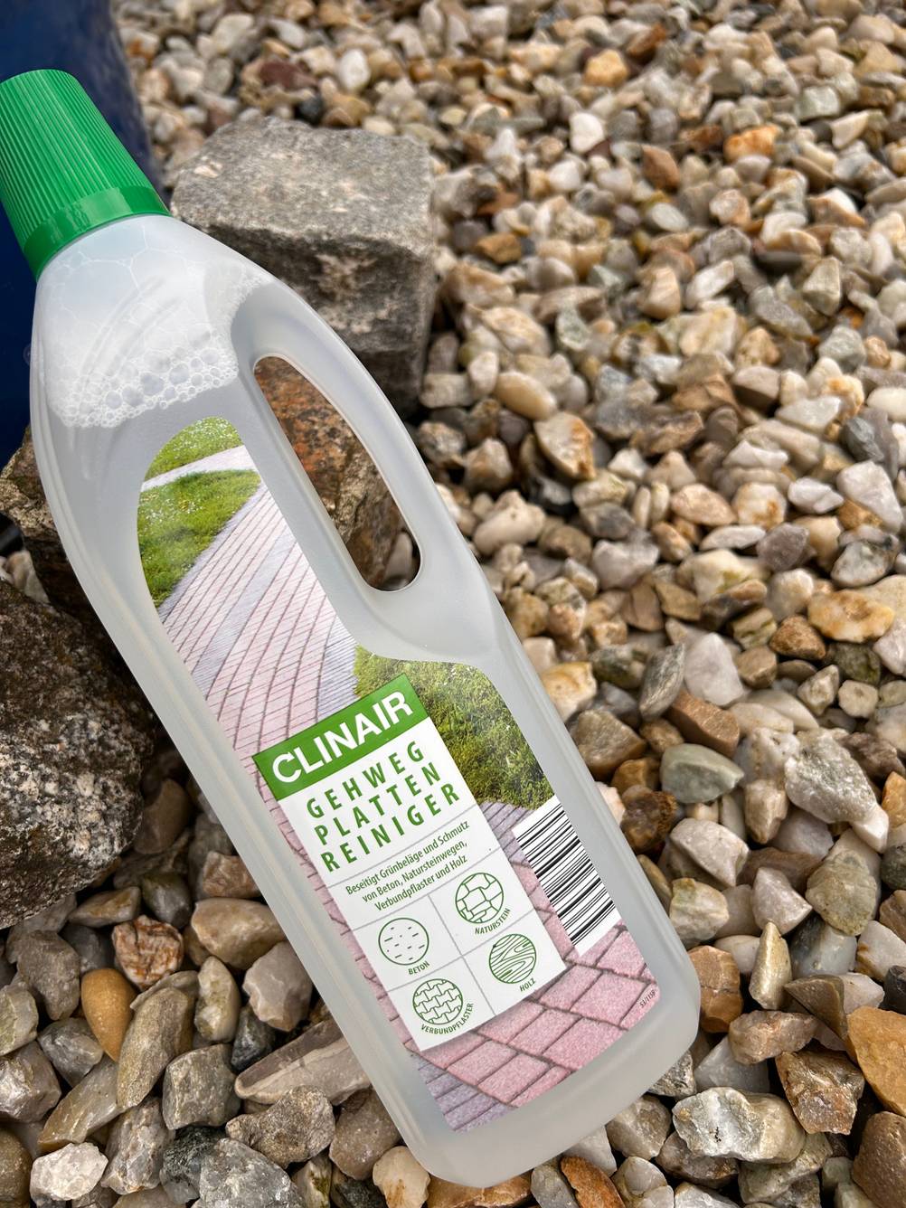 Eine Flasche steinreiniger 