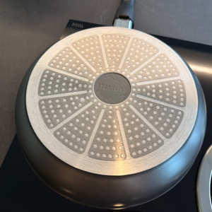 Die Unterseite der Stoneline 19512