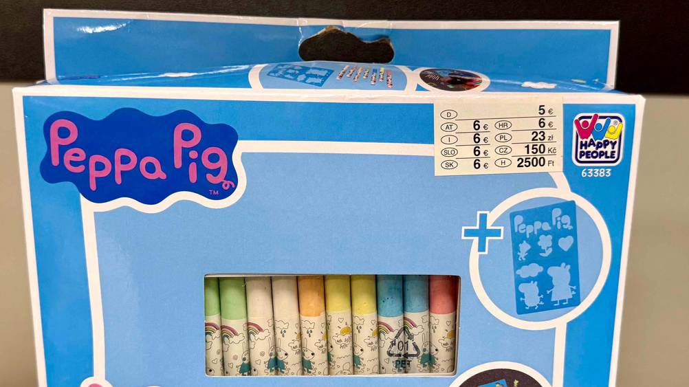 Straßenkreide getestet: Nahaufnahme der Verpackung mit Logo.