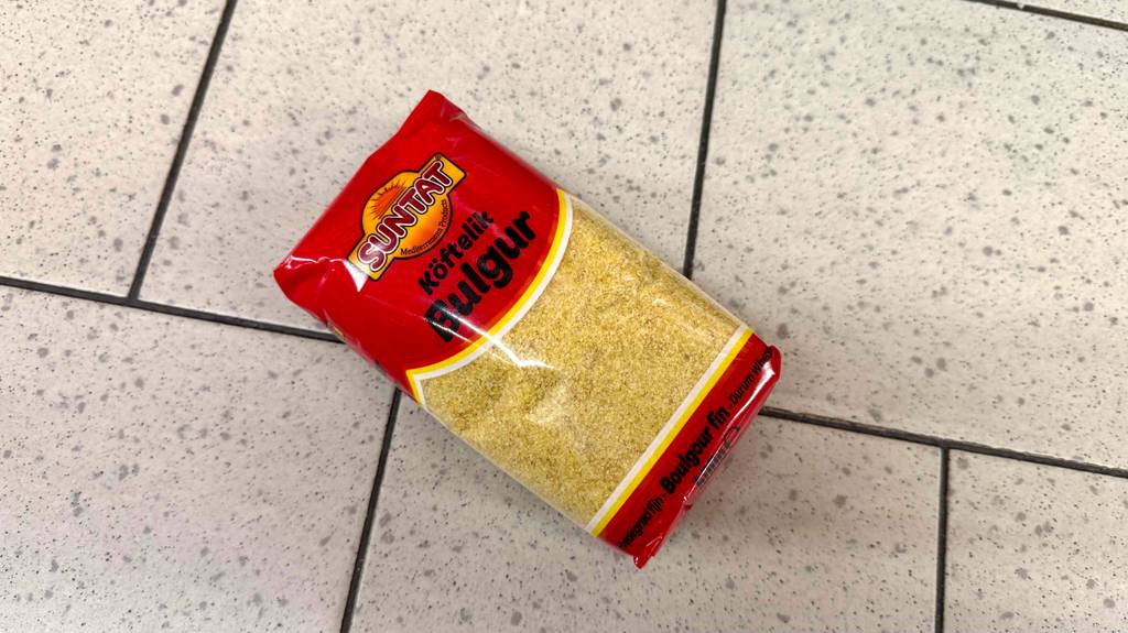 Bulgur-Test: In einer 500-g-Packung mit Sichtfenster befindet sich Suntat-Köftelik-Bulgur.