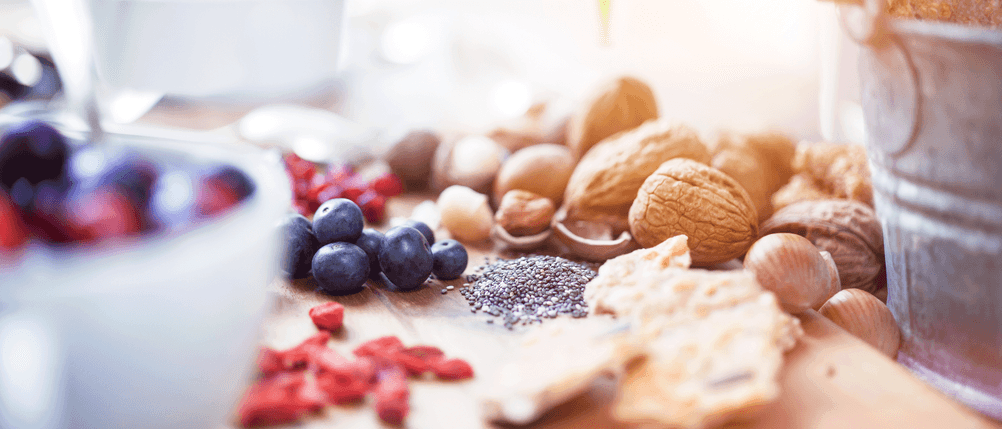 guarana als superfood chia goji weizenkeimgras nüsse