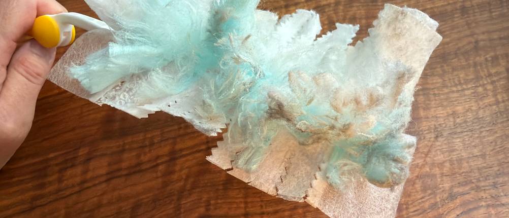 Im Swiffer-Staubwedel befindet sich Staub.