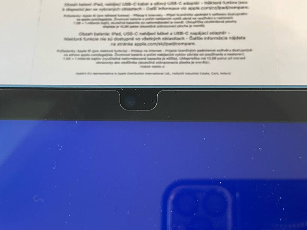 Tablet bis 500 Euro getestet: Blick auf die Frontkamera.