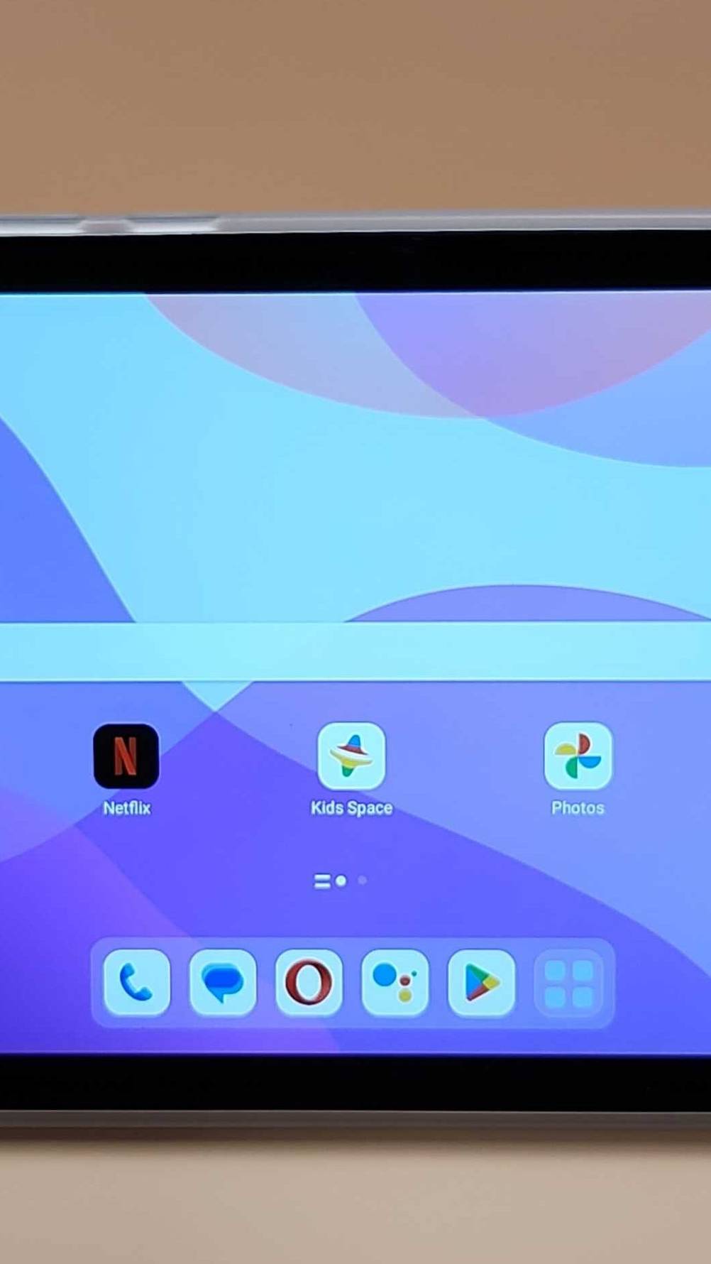 Das getestete Tablet LTE angeschalten von vorne.