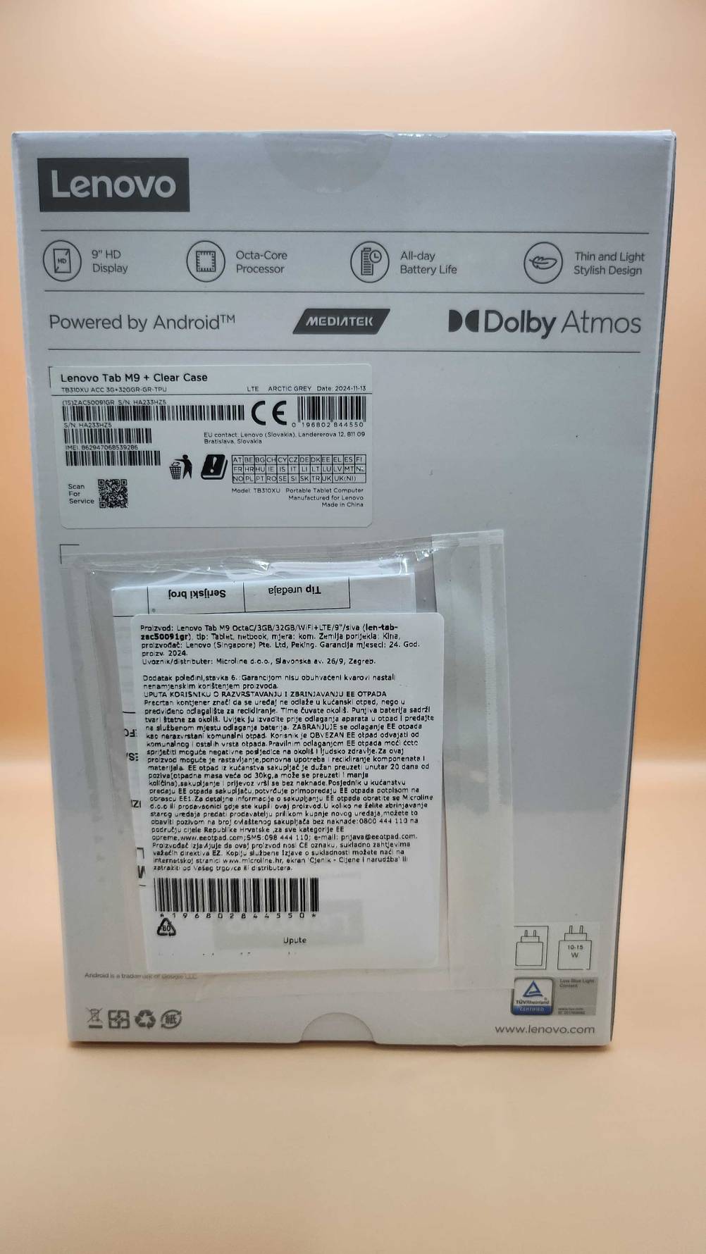 Die Rückseite der Verpackung des Tablet LTE im Test.