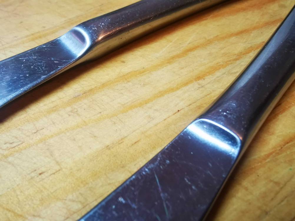 Tafelmesser im Test: Nahaufnahme des Übergangs von Klinge zu Griff.