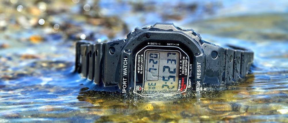 digitaluhr wasserdicht