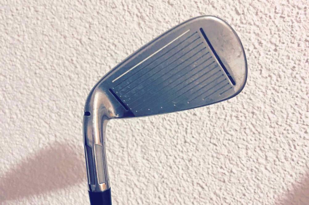 Golfschläger getestet: Blick auf den Kopf eines Golfschlägers.