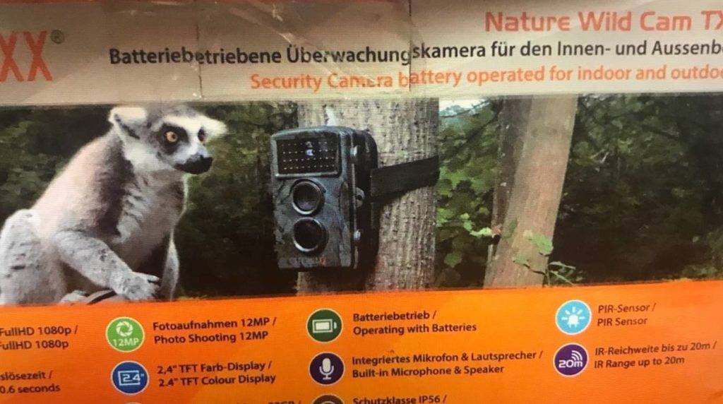 Detailansicht der Originalverpackung von einer Wildkamera.
