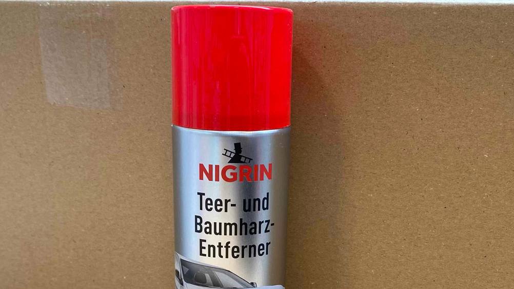 Teerentferner getestet: Nahaufnahme der Vorderseite mit Logo und Artikelbezeichnung.