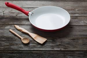 Tefal Keramikpfanne mit weißer Versiegelung