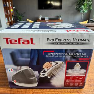 Tefal Pro Express Ultimate GV9567 im Karton